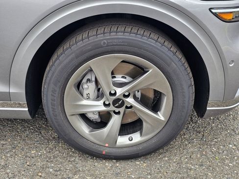 New 2026 Genesis GV70 2.5T Advanced image 31