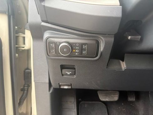 Used 2025 Ford Bronco Outer Banks AWD/4WD image 14