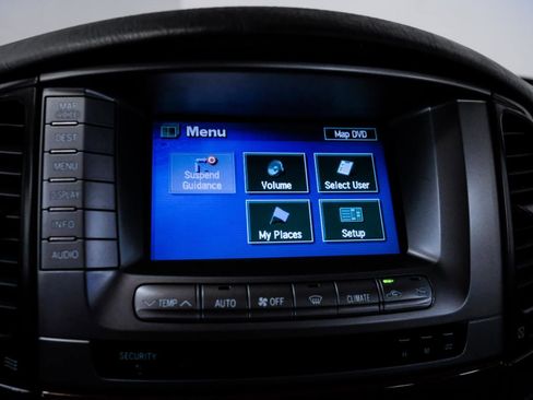 Used 2006 Toyota Land Cruiser image 26