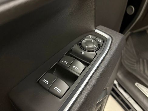 Used 2025 Chevrolet Silverado 1500 LT AWD/4WD image 29