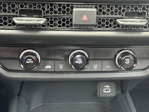 Certified 2025 Honda HR-V LX image 22