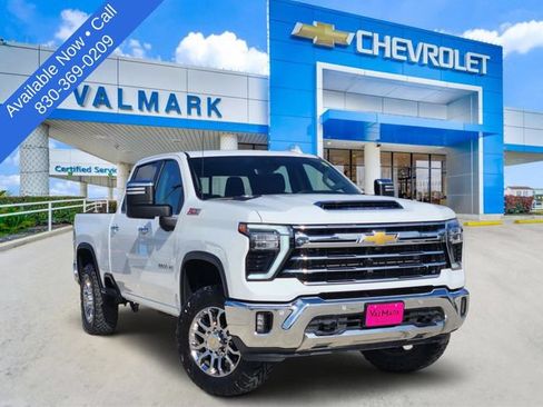 Certified 2026 Chevrolet Silverado 2500 LTZ w/ LTZ Premium Package AWD/4WD image 1
