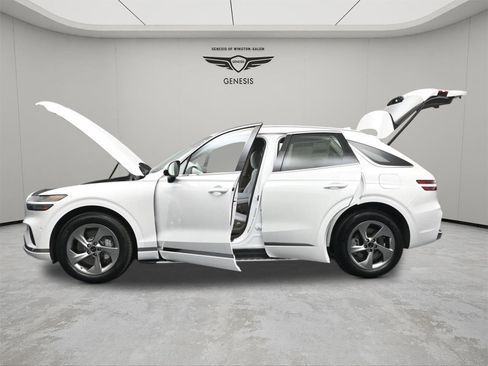 New 2026 Genesis GV70 2.5T Advanced AWD/4WD image 28