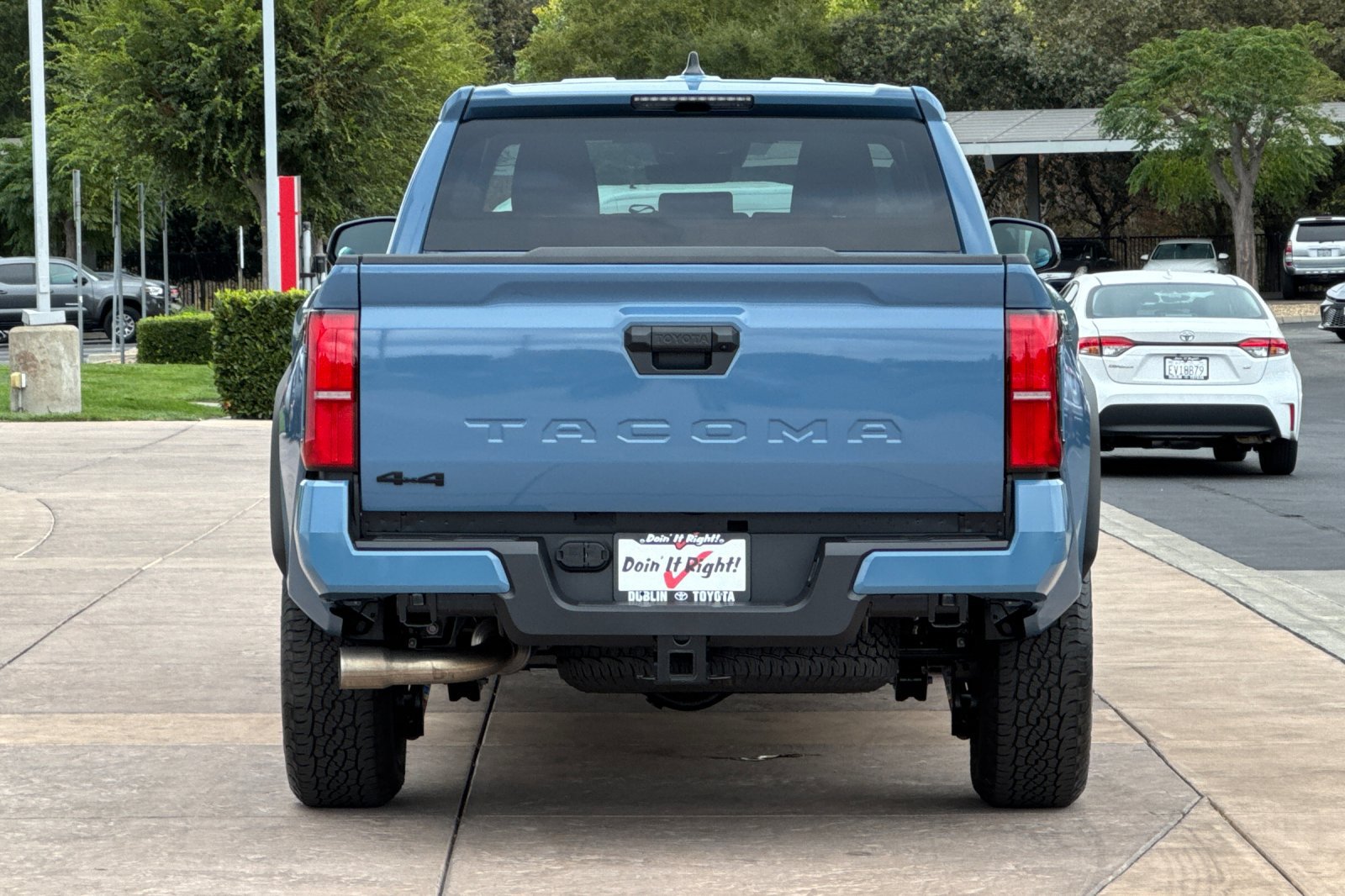 Used 2026 Toyota Tacoma TRD Off-Road AWD/4WD image 5
