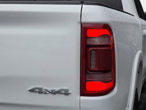 Used 2022 RAM 1500 Laramie image 36
