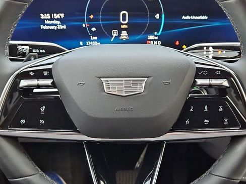 Certified 2024 Cadillac Lyriq Luxury image 12