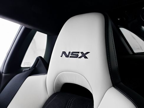 Used 2022 Acura NSX Type S image 17