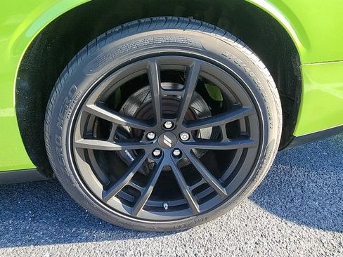 Used 2019 Dodge Challenger R/T Scat Pack w/ Shaker Package RWD image 3