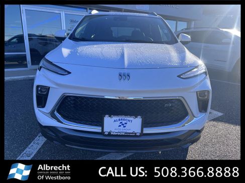 Used 2025 Buick Encore GX Sport Touring w/ Advanced Technology Package image 8
