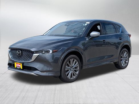 Used 2024 MAZDA CX-5 Signature AWD/4WD image 3