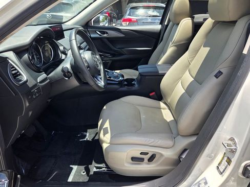 Used 2021 MAZDA CX-9 Touring w/ Touring Premium Package FWD image 3