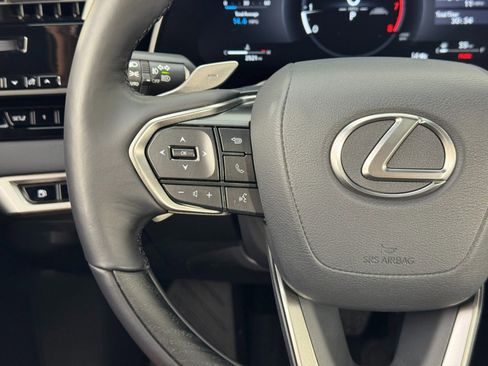 Used 2025 Lexus RX 350 Premium image 22