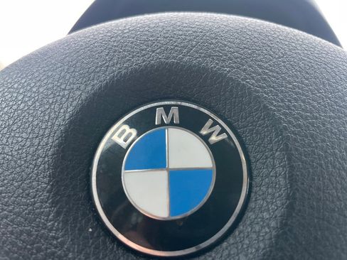 Used 2013 BMW 320i Sedan image 27