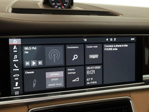 Used 2018 Porsche Panamera 4S AWD/4WD image 27