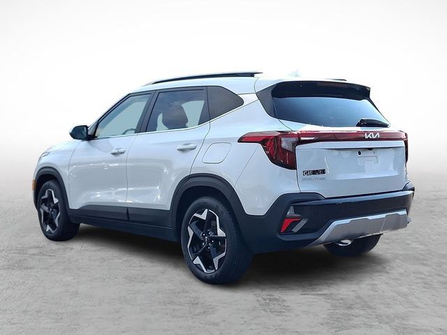 Used 2024 Kia Seltos EX AWD/4WD image 4