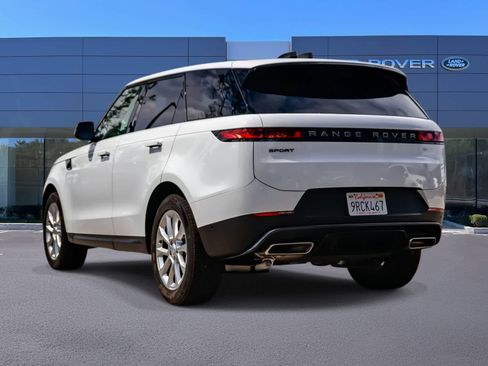 Used 2025 Land Rover Range Rover Sport SE image 6