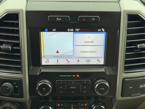 Used 2019 Ford F150 Lariat RWD image 23