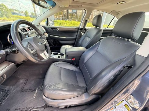 Used 2017 Subaru Legacy 3.6R Limited image 5