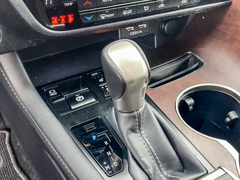 Certified 2020 Lexus RX 350 FWD w/ Premium Package image 19