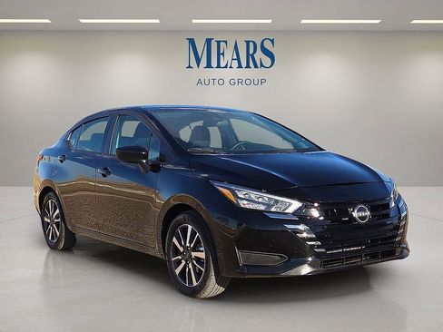 Used 2025 Nissan Versa SV image 7