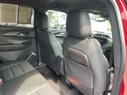 Used 2022 Chevrolet TrailBlazer RS w/ Technology Package FWD image 25