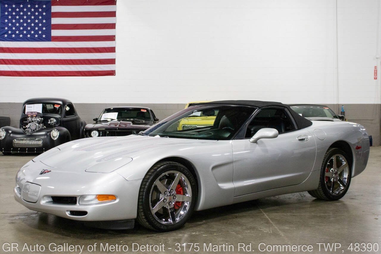 Used 2002 Chevrolet Corvette Convertible w/ Preferred Equipment Group2 RWD image 3
