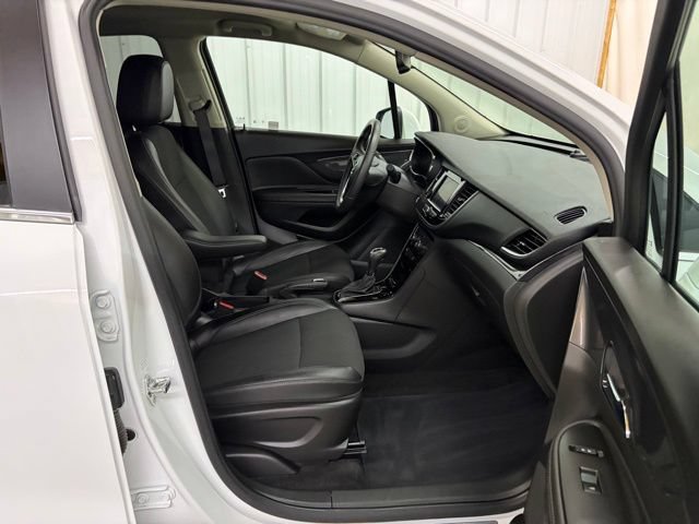 Used 2022 Buick Encore Preferred w/ Safety Package AWD/4WD image 23