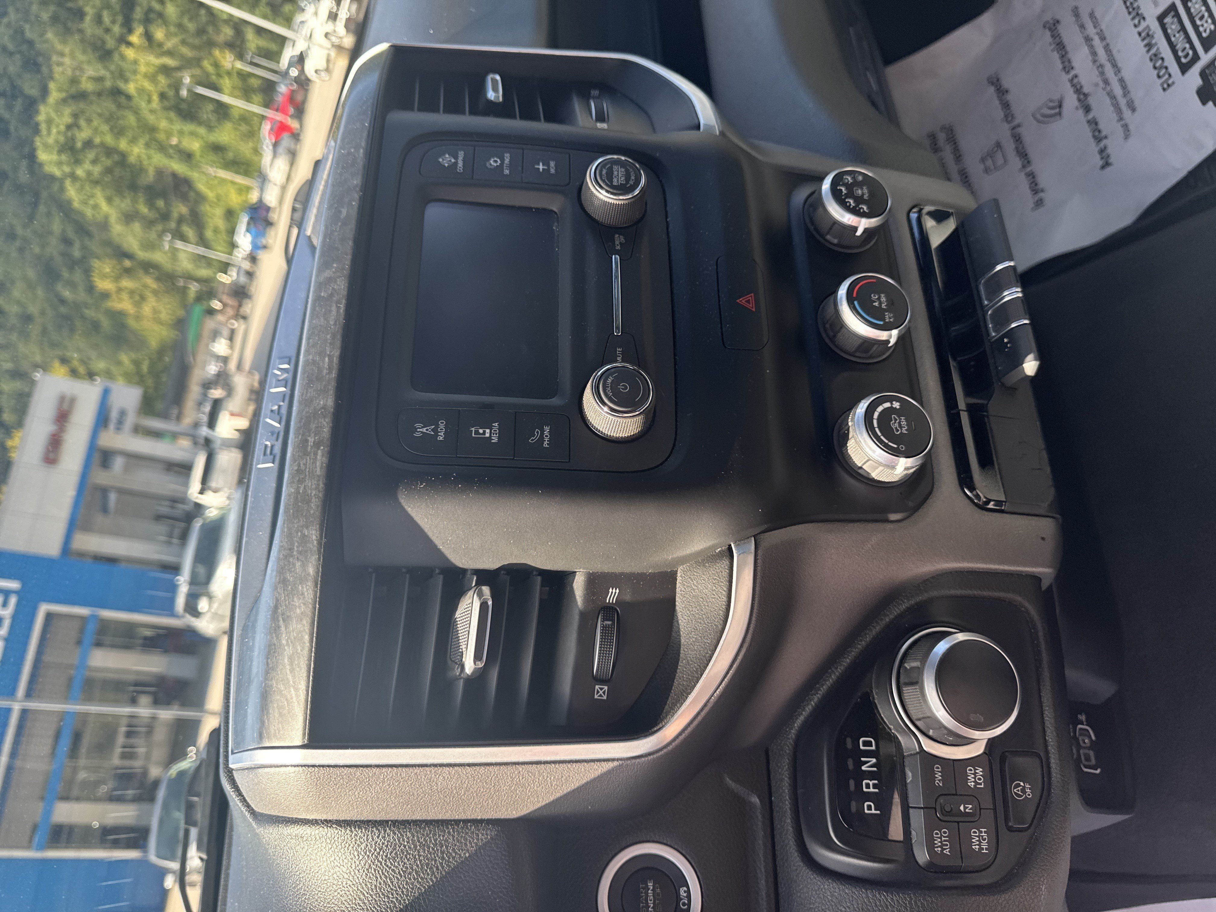 Used 2021 RAM 1500 Big Horn AWD/4WD image 14
