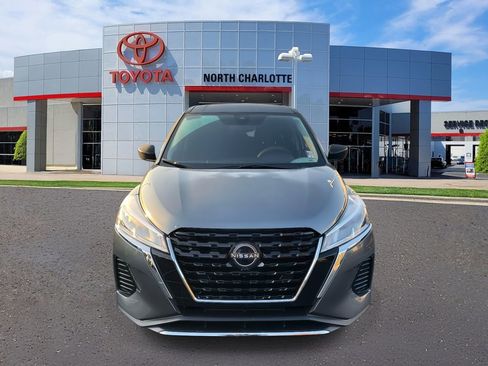 Used 2025 Nissan Kicks Play S image 5