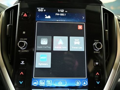 Used 2025 Subaru Crosstrek 2.0i Premium image 33