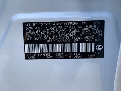 Used 2025 Lexus IS 350 F Sport RWD image 36
