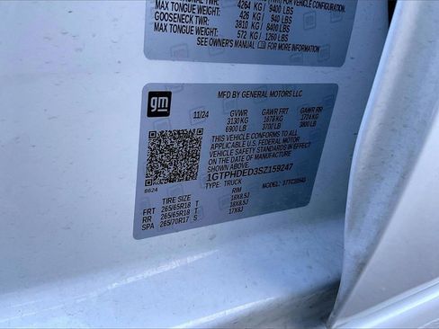 Used 2025 GMC Sierra 1500 SLT image 33