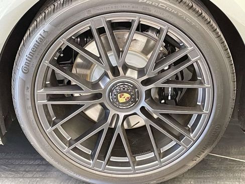 Used 2025 Porsche Panamera GTS image 12