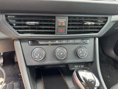 Used 2024 Volkswagen Jetta S FWD image 29