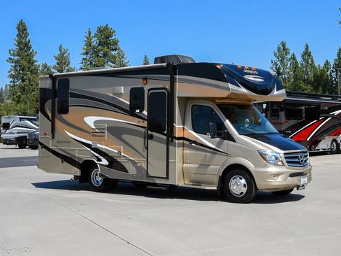 Used 2016 Mercedes-Benz Sprinter 3500 image 1