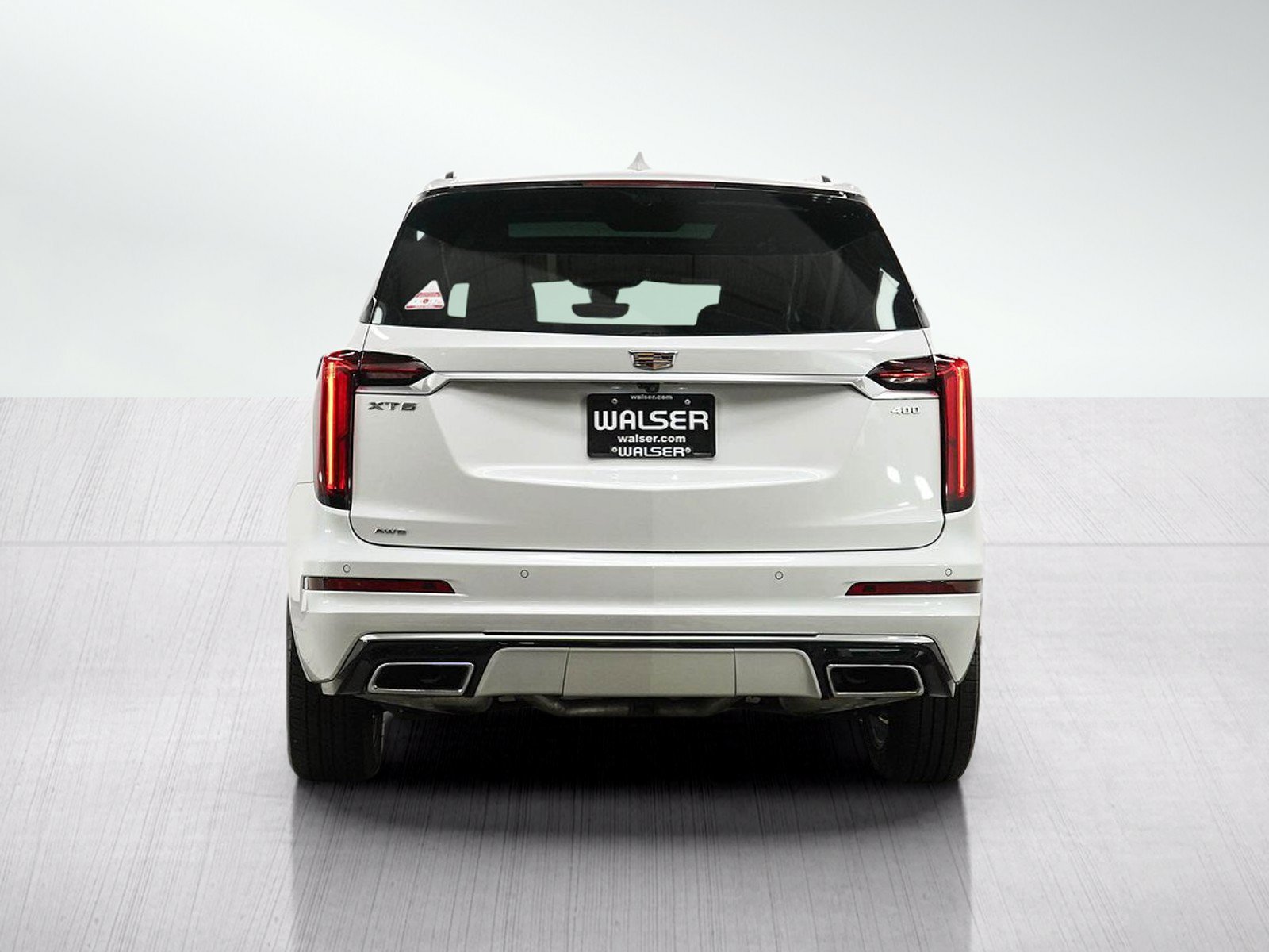 Used 2023 Cadillac XT6 Premium Luxury w/ Technology Package AWD/4WD image 4