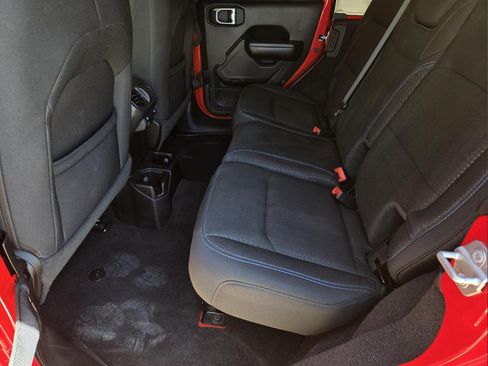 Used 2021 Jeep Wrangler Unlimited Sport AWD/4WD image 30