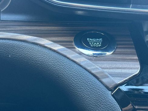 Certified 2023 Ford Explorer Limited w/ Hybrid Equipment Group 310A image 27