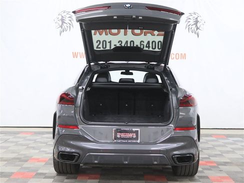 Used 2021 BMW X6 M50i w/ Executive Package AWD/4WD image 7