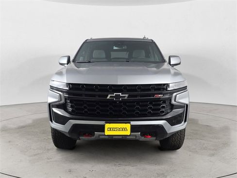 Used 2024 Chevrolet Suburban Z71 w/ Luxury Package image 8