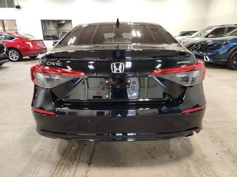 Used 2022 Honda Civic Sport image 4