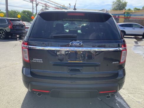 Used 2015 Ford Explorer Limited w/ Equipment Group 301A AWD/4WD image 6