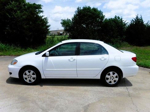 Used 2006 Toyota Corolla LE FWD image 10