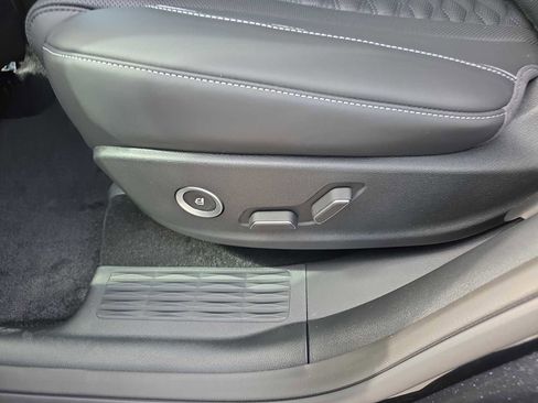 New 2026 Genesis GV80 3.5T e-SC image 25