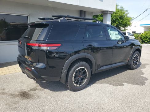 New 2026 Nissan Pathfinder Rock Creek AWD/4WD image 3