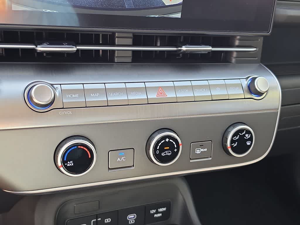 New 2027 Hyundai Kona SE FWD image 31