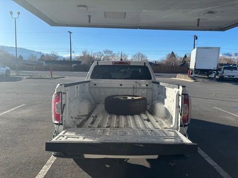 Used 2021 GMC Canyon Elevation Standard w/ Convenience Package image 9