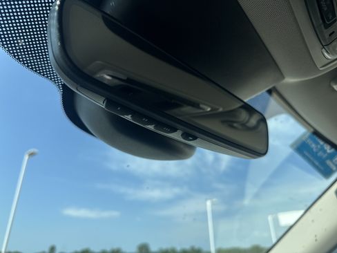 Certified 2024 Honda Pilot Elite image 38