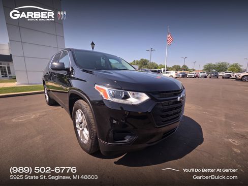 Used 2020 Chevrolet Traverse LS w/ LPO, Black Accent Package FWD image 1