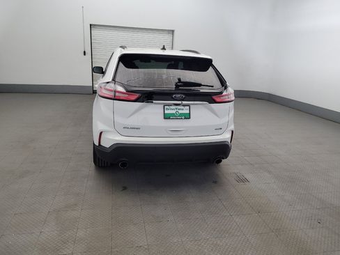 Used 2020 Ford Edge SE AWD/4WD image 6